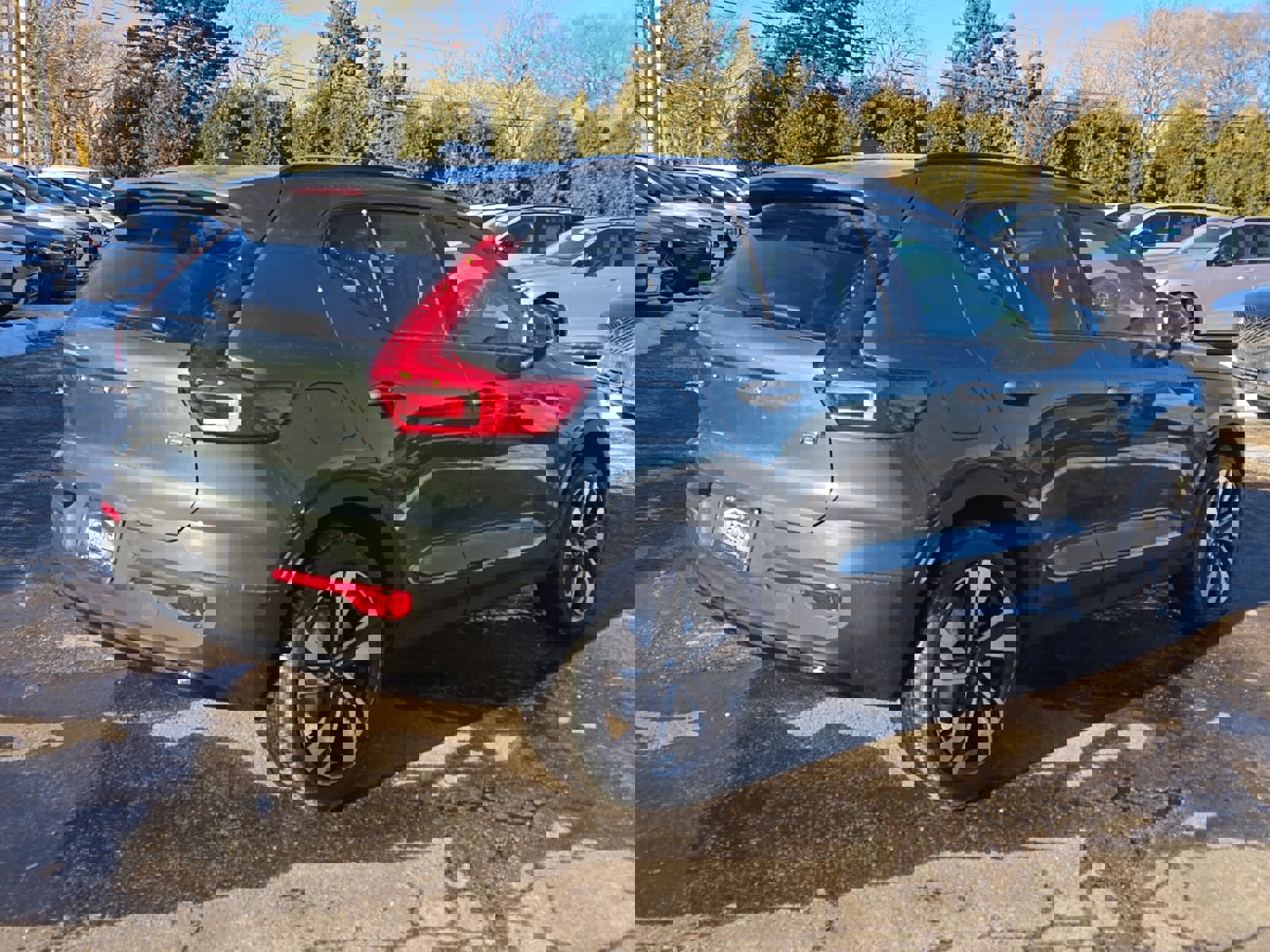 New 2026 Volvo XC40 B5 Ultra w/ Climate Package image 5