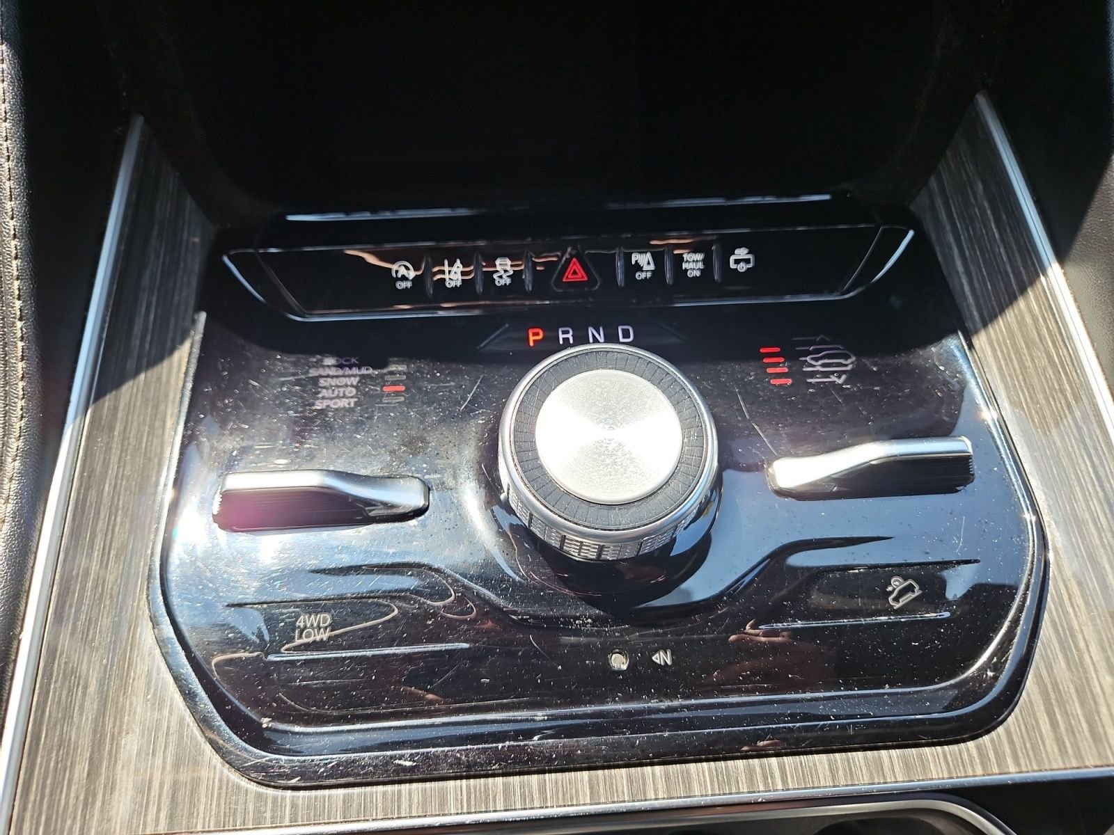 Used 2022 Jeep Wagoneer Series III image 28