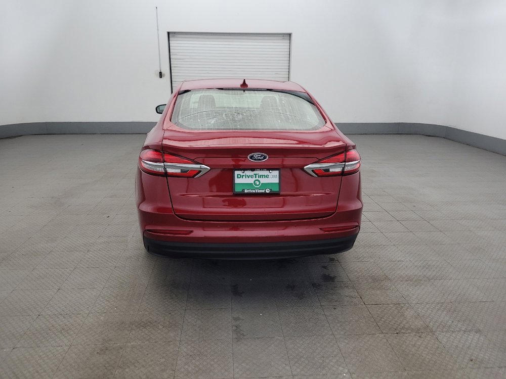 Used 2020 Ford Fusion SE image 6