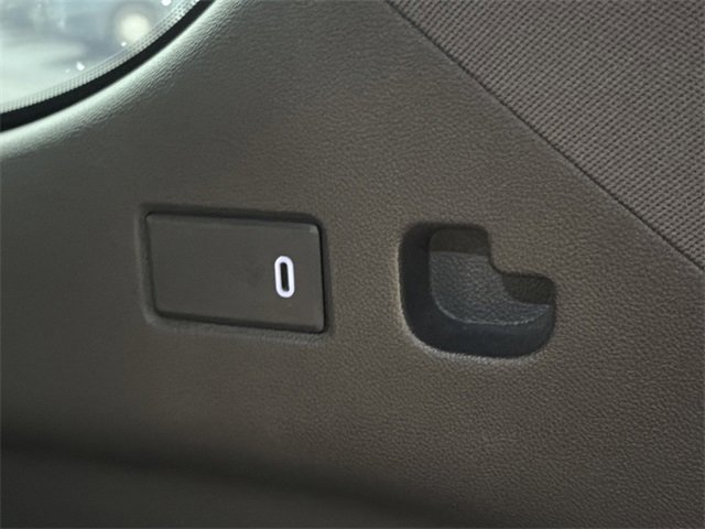 Used 2021 Cadillac Escalade Sport w/ Driver Assist Tech Package image 13