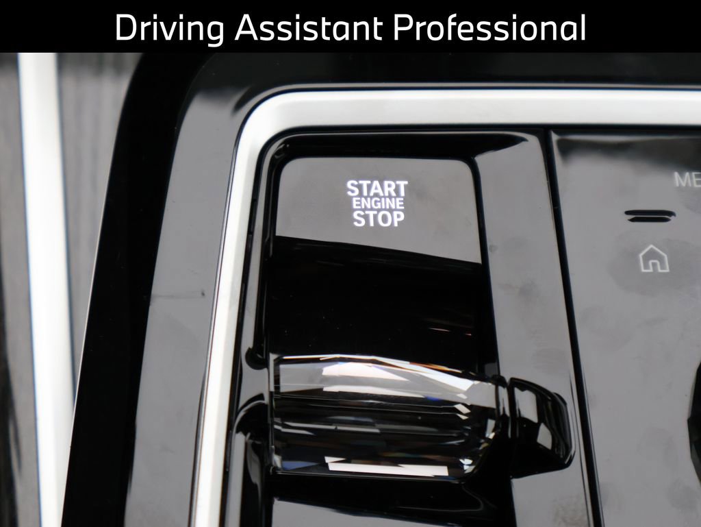 New 2026 BMW 740i xDrive w/ Executive Package image 30