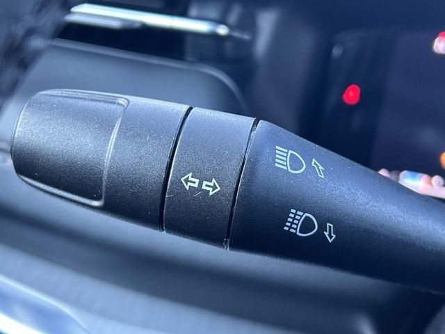 Used 2023 Jeep Compass Limited w/ Elite Group for (Red) Edition image 28