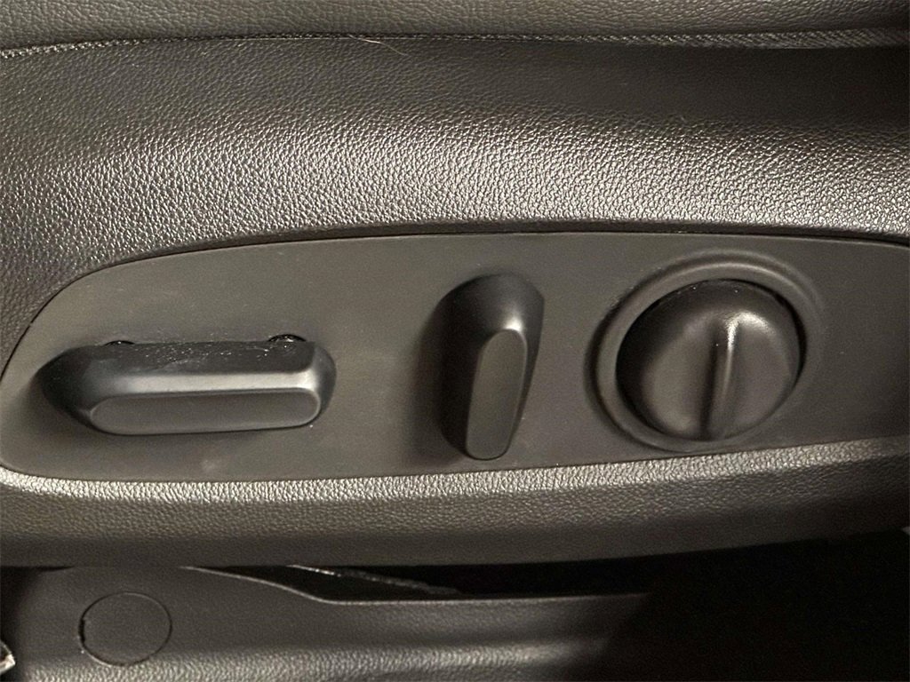 Used 2021 Buick Encore GX Select w/ Sport Touring Package image 14