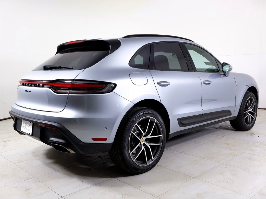 Certified 2024 Porsche Macan w/ Premium Plus Package image 33