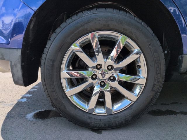 Used 2013 Ford Edge SEL FWD image 12