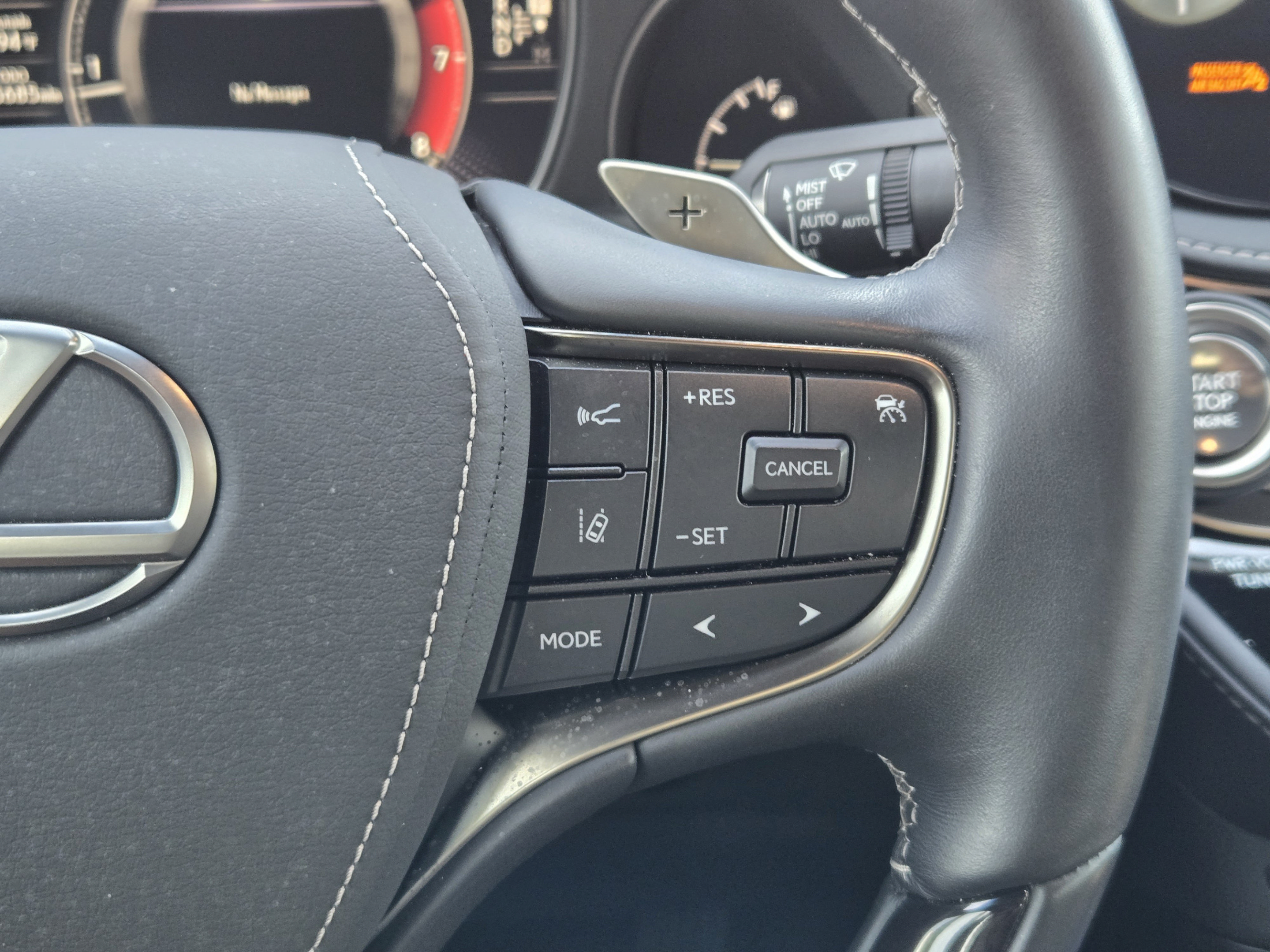 Used 2022 Lexus LS 500 w/ Interior Upgrade Package RWD image 29