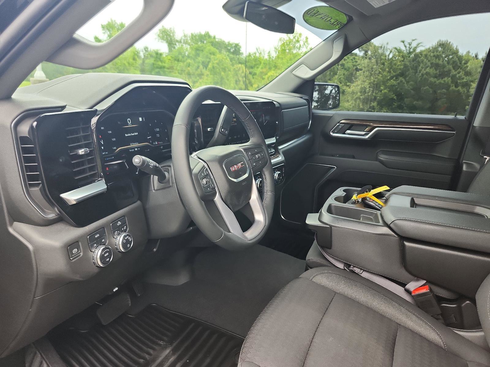 Used 2023 GMC Sierra 1500 SLE AWD/4WD image 14