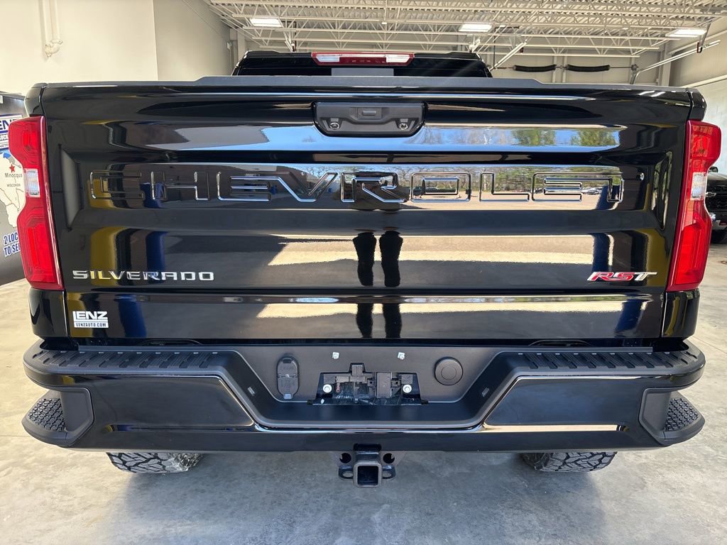 Used 2024 Chevrolet Silverado 1500 RST w/ Convenience Package II AWD/4WD image 7