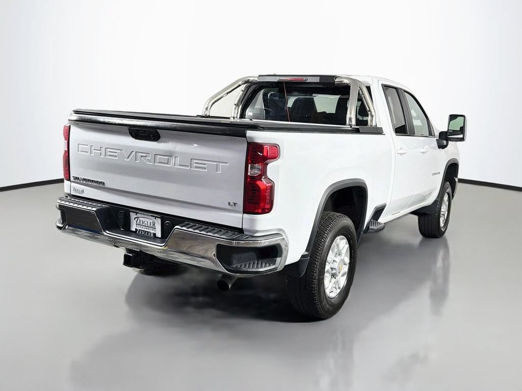 Used 2024 Chevrolet Silverado 2500 LT w/ Z71 Off-Road Package AWD/4WD image 7