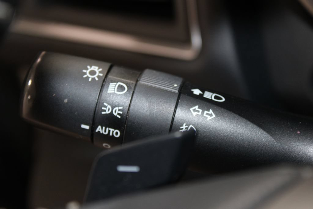 Used 2023 Subaru Ascent Limited w/ Technology Package AWD/4WD image 50