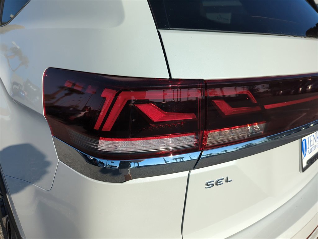 New 2026 Volkswagen Atlas SEL Premium R-Line image 18