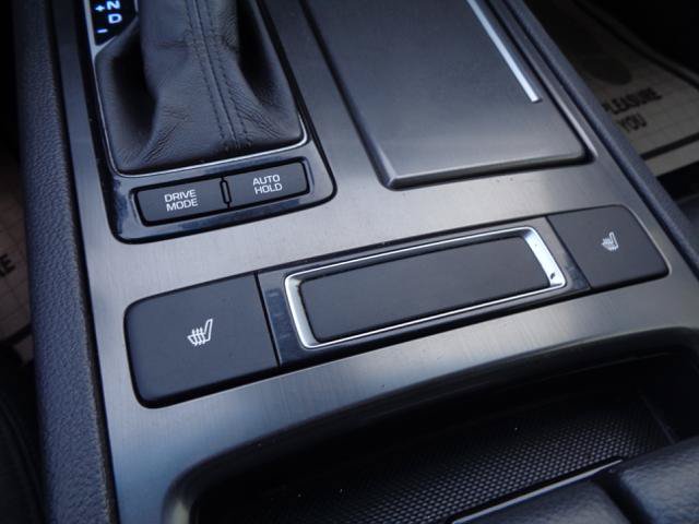 Used 2017 Genesis G80 3.8 RWD image 39