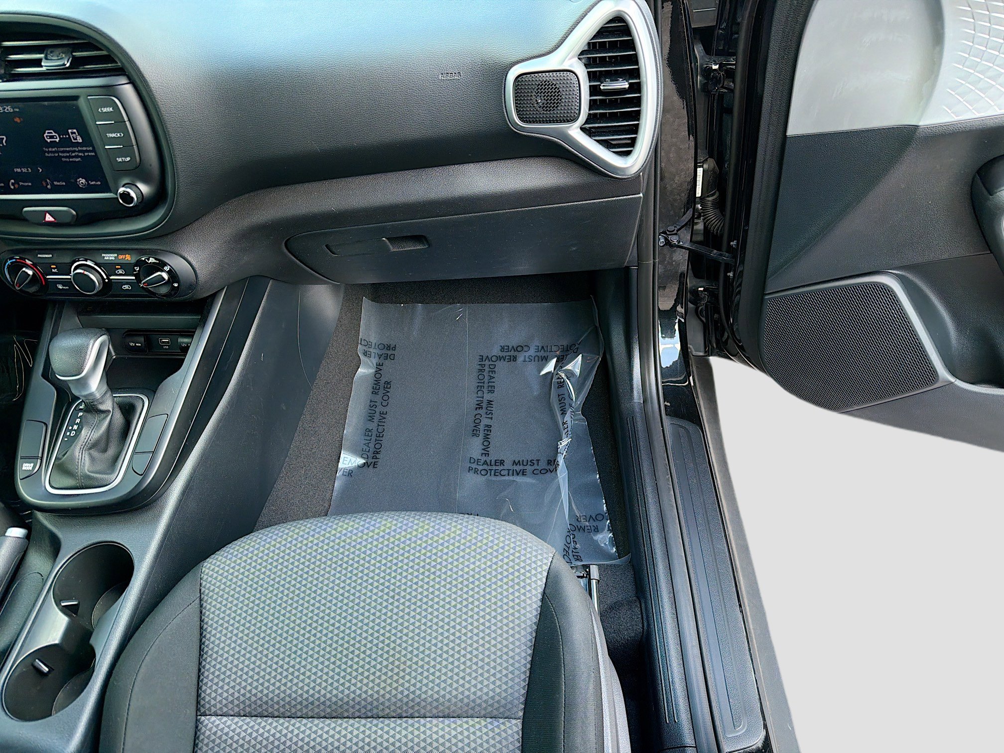 Used 2023 Kia Soul LX w/ Option Group 015 image 17