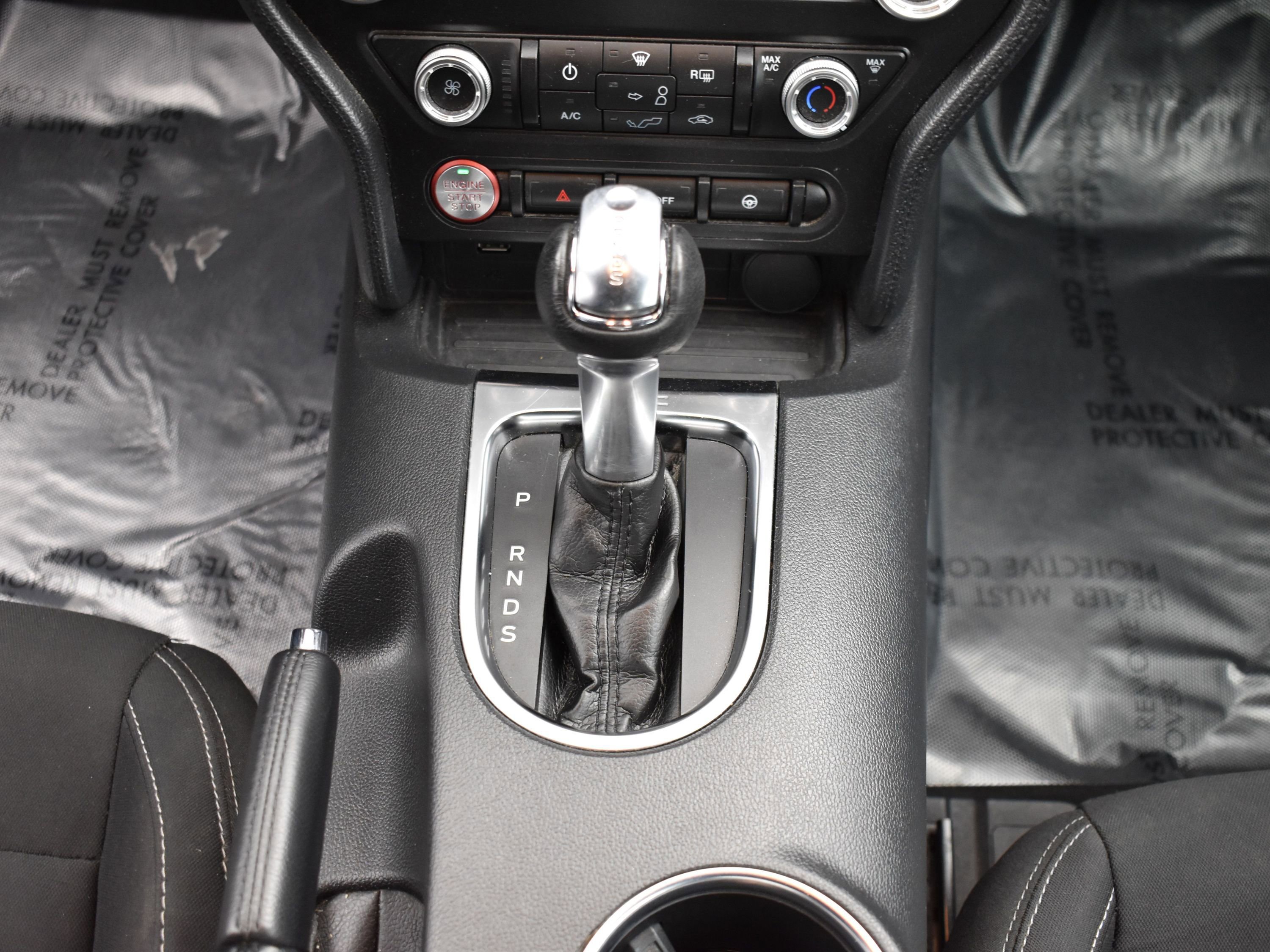 Used 2022 Ford Mustang Coupe image 14