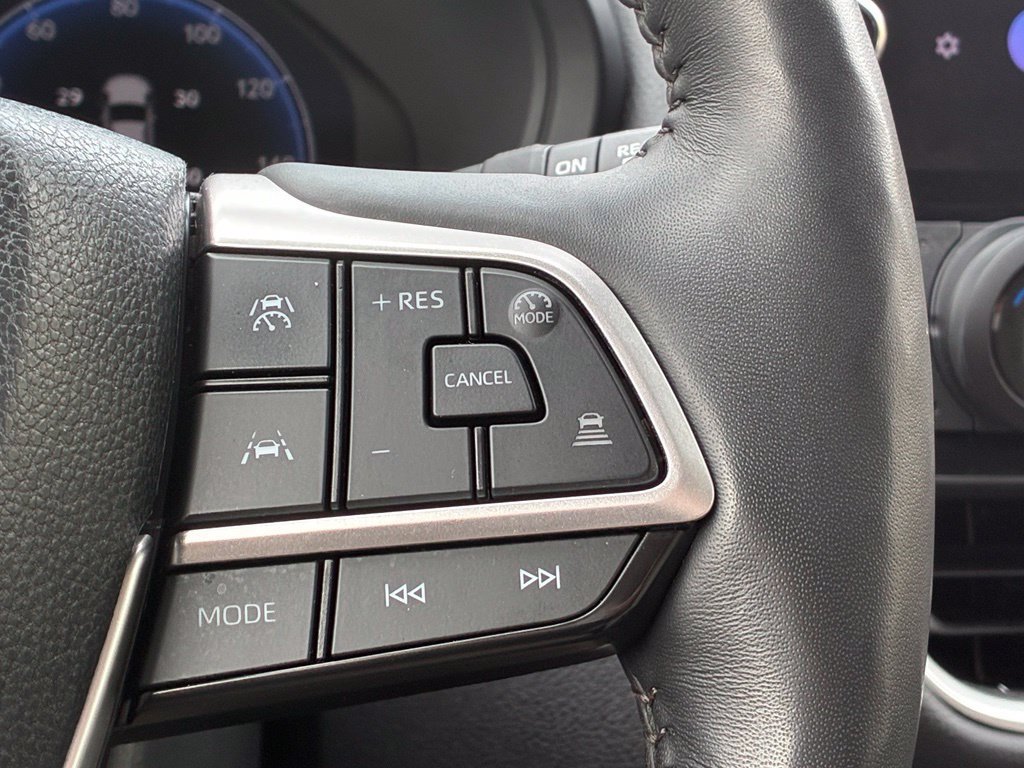 Used 2025 Toyota Grand Highlander AWD image 23