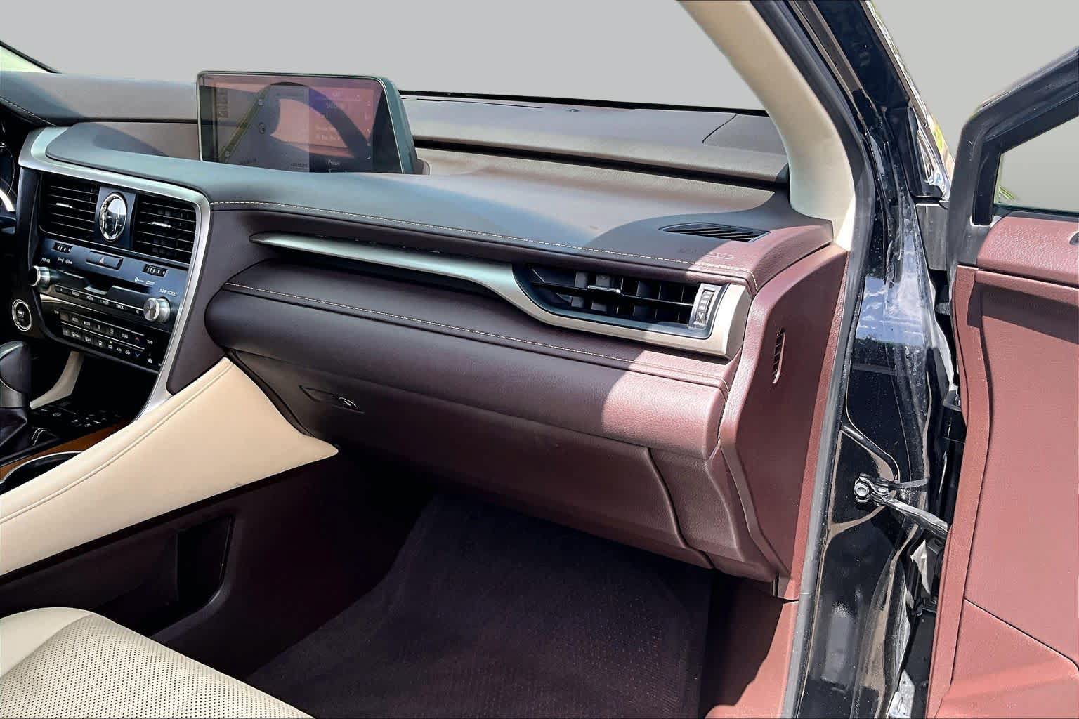 Used 2019 Lexus RX 350 FWD w/ Navigation Package image 16