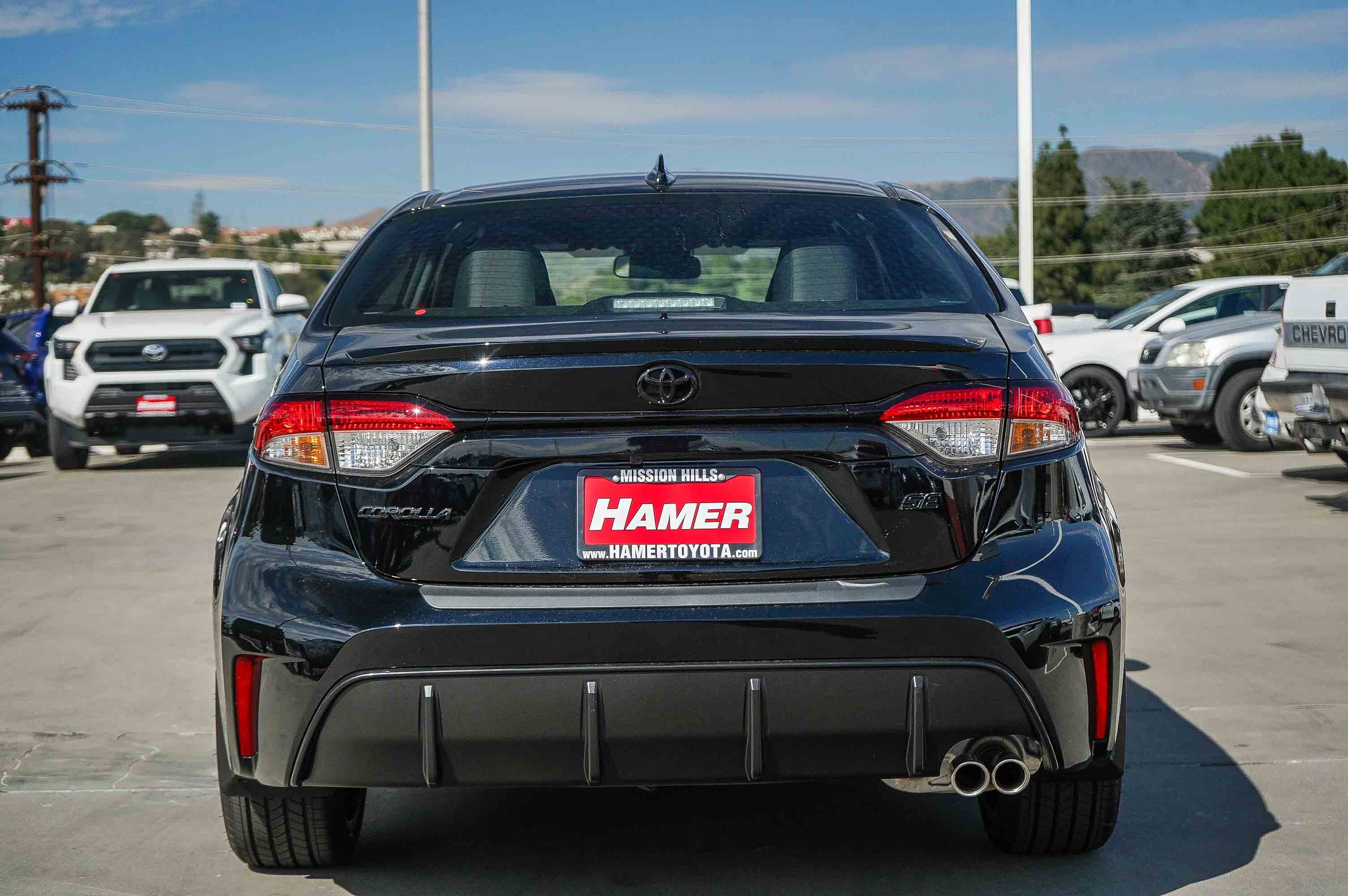New 2026 Toyota Corolla SE FWD image 6