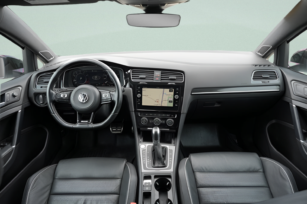 Used 2019 Volkswagen Golf R 4-Door AWD/4WD image 16