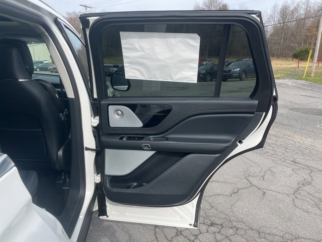 New 2025 Lincoln Aviator Reserve w/ Luxury Package image 38