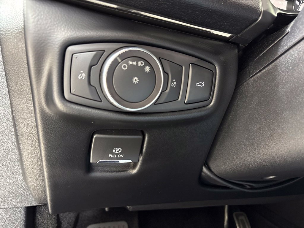 Used 2018 Lincoln MKZ Reserve w/ Technology Package FWD image 37
