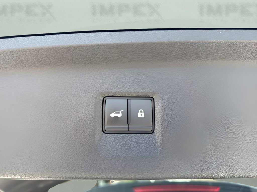 Used 2025 INFINITI QX60 Luxe image 32