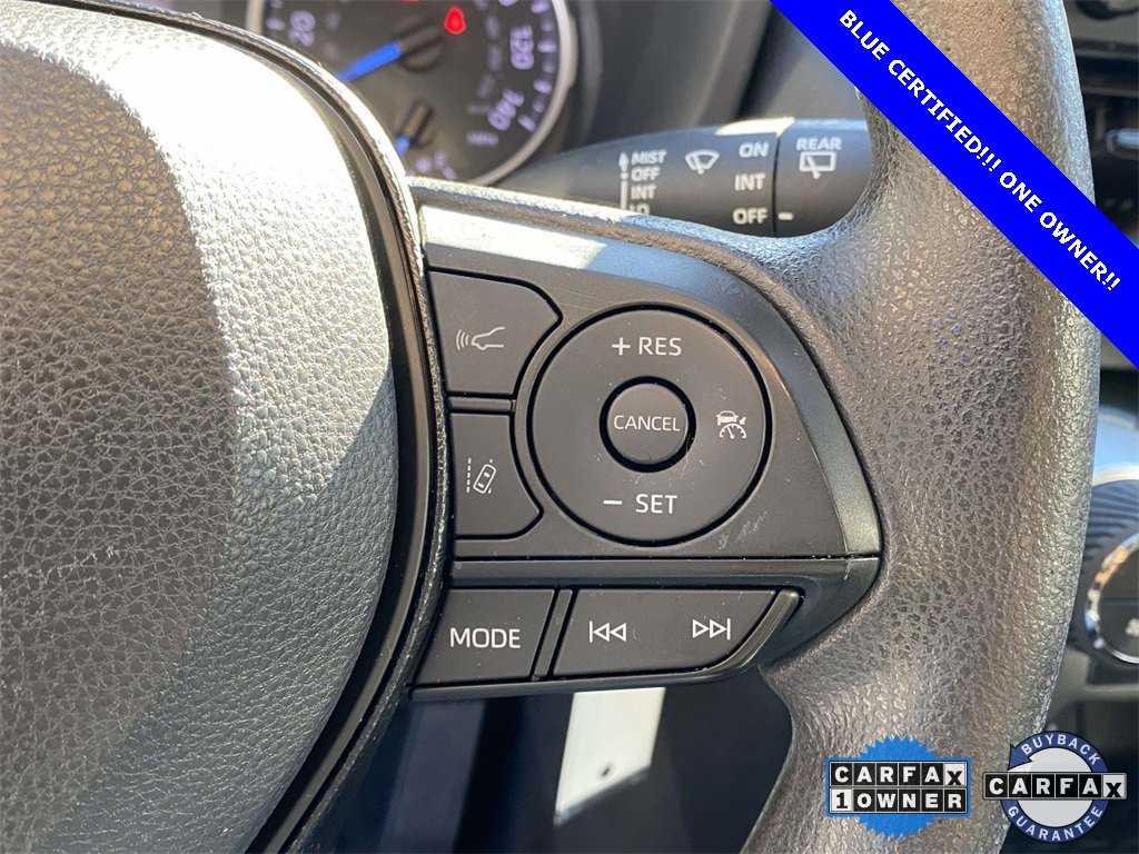 Used 2021 Toyota RAV4 LE image 20