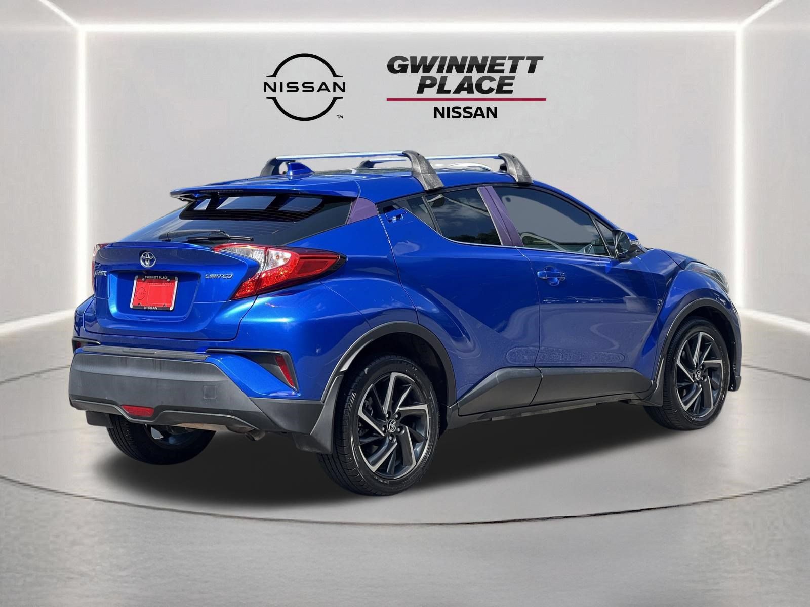 Used 2022 Toyota C-HR Limited FWD image 23