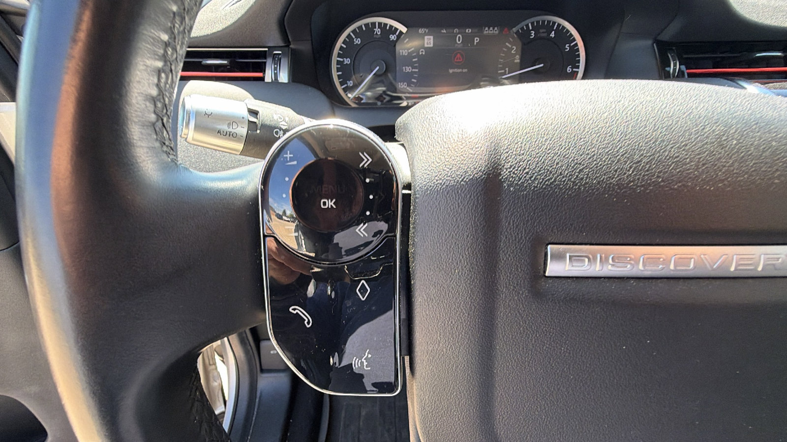 Used 2020 Land Rover Discovery Sport S image 26