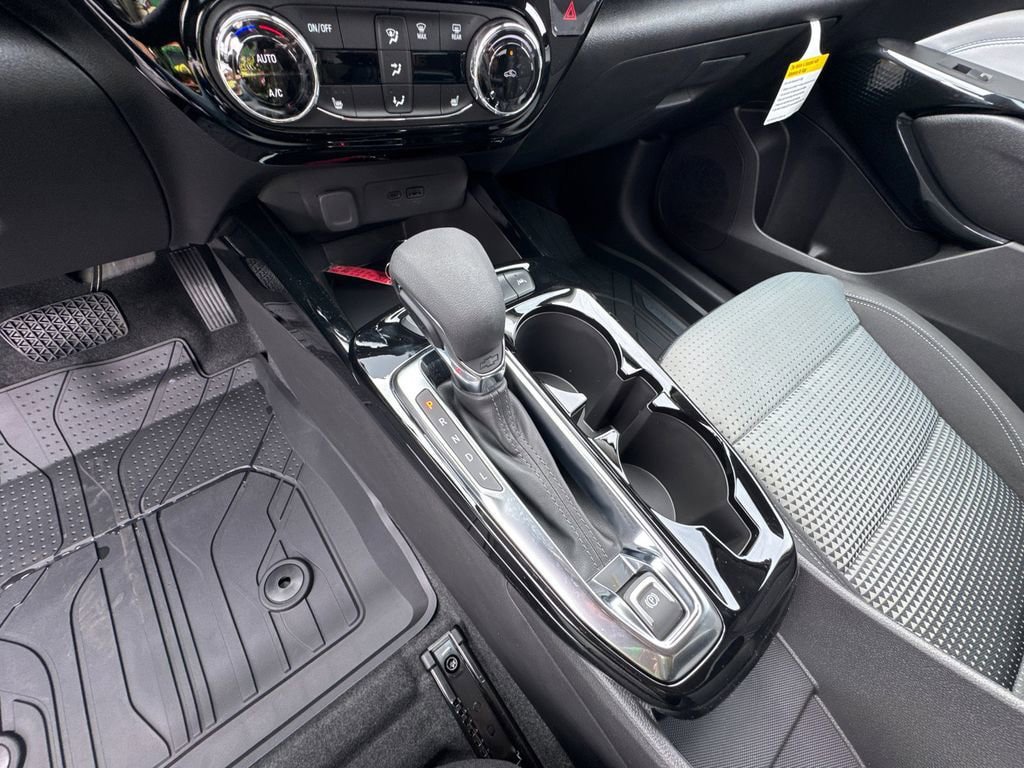 New 2026 Chevrolet Trax LT w/ Driver Confidence Package image 31