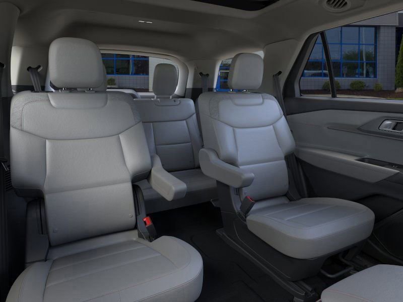 New 2025 Ford Explorer Active w/ Active Comfort Package image 11
