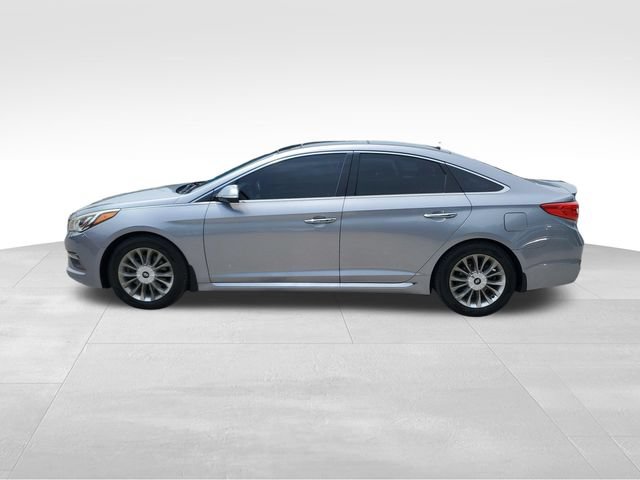 Used 2015 Hyundai Sonata Limited w/ Option Group 06 FWD image 7