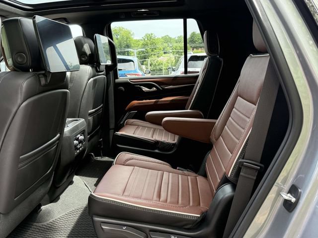 Certified 2024 GMC Yukon Denali Ultimate AWD/4WD image 12