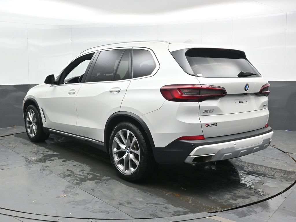 Used 2023 BMW X5 xDrive40i w/ Premium Package AWD/4WD image 10