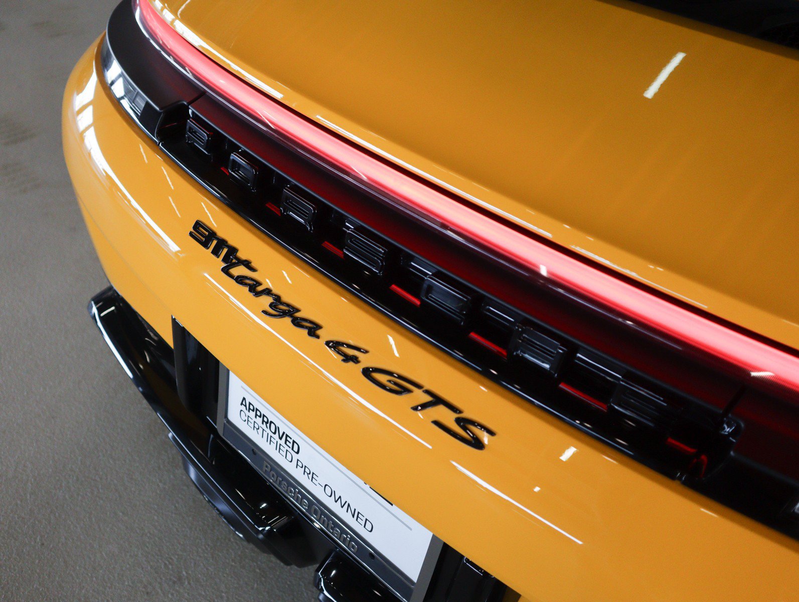 Certified 2025 Porsche 911 Targa 4 GTS AWD/4WD image 30