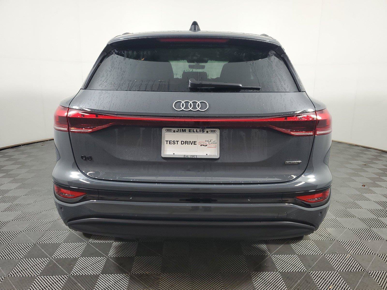 Certified 2025 Audi Q6 e-tron Premium Plus w/ Premium Plus AWD/4WD image 5