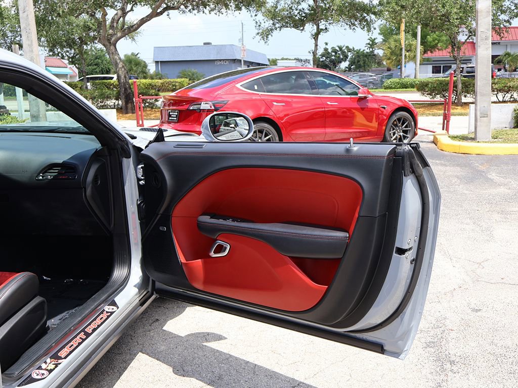 Used 2022 Dodge Challenger R/T Scat Pack RWD image 24