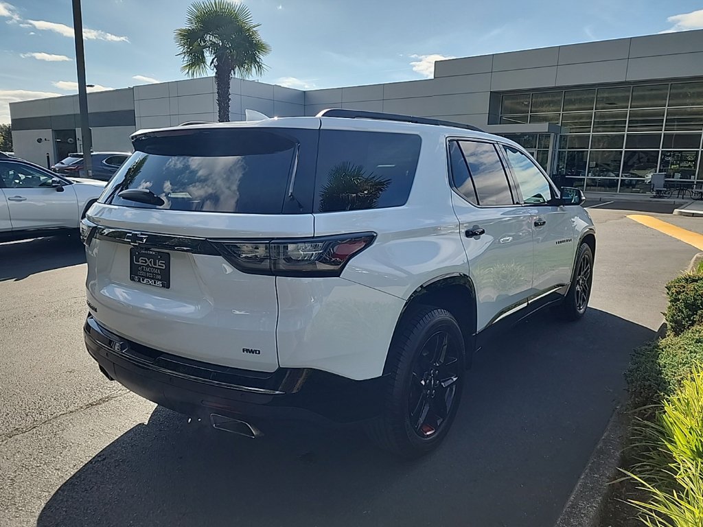 Used 2019 Chevrolet Traverse Premier w/ Redline Edition AWD/4WD image 5