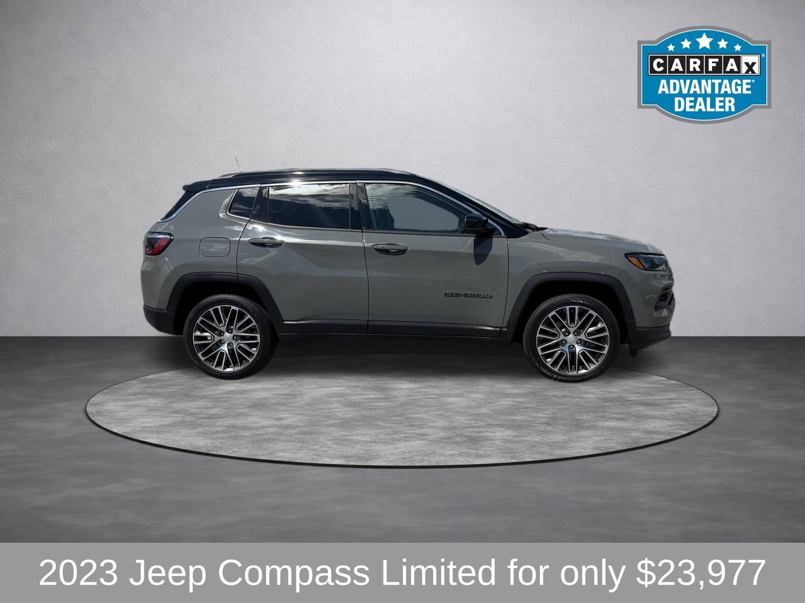 Used 2023 Jeep Compass Limited w/ Elite Group AWD/4WD image 2