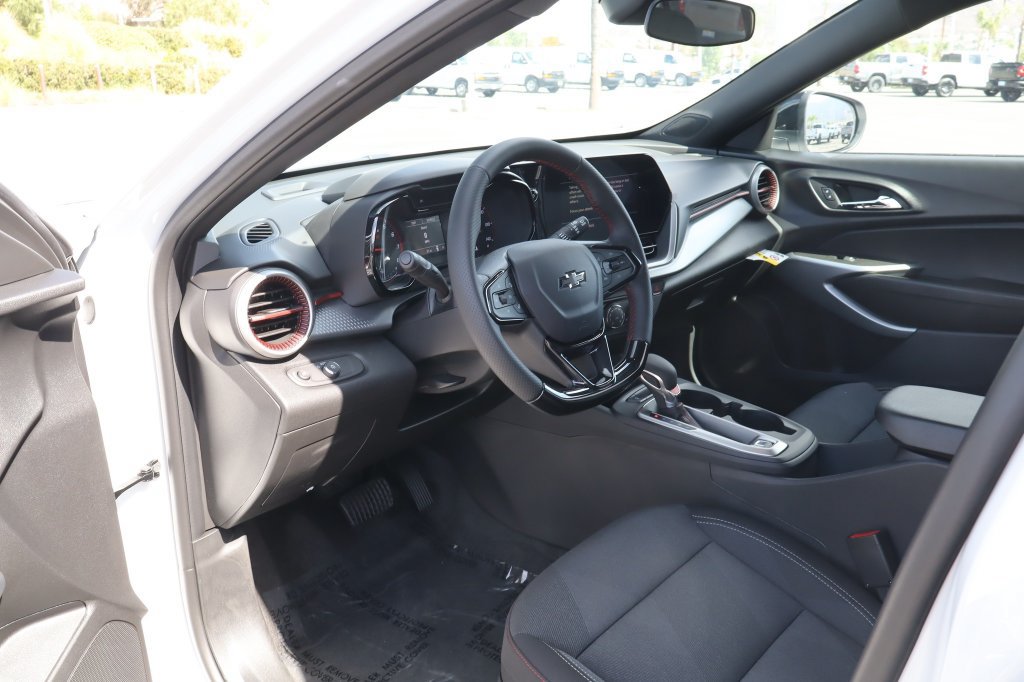New 2026 Chevrolet Trax RS w/ Driver Confidence Package FWD image 16