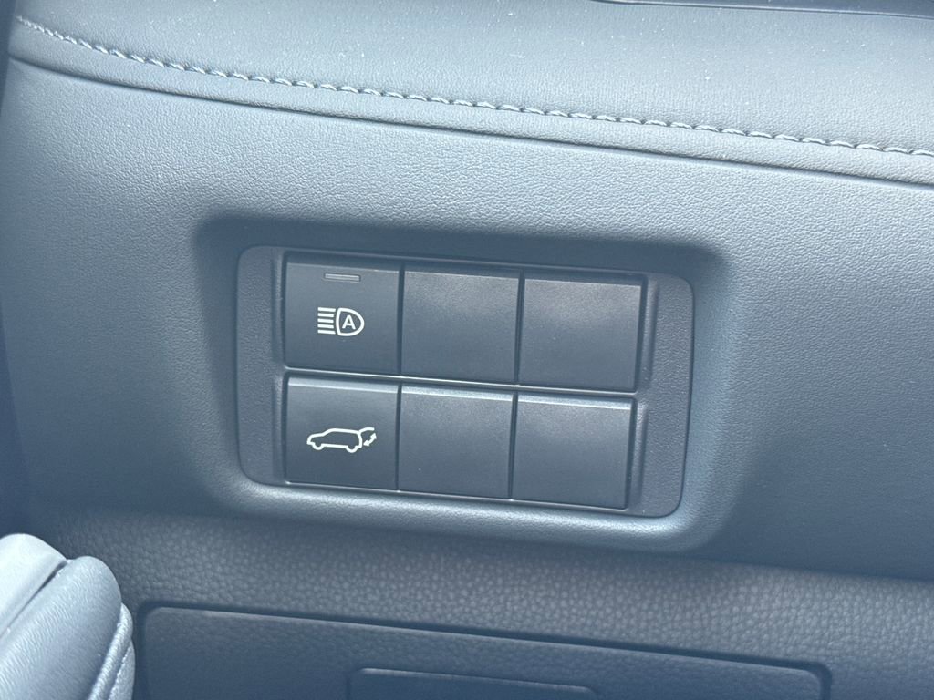 Used 2026 Toyota Highlander XLE image 33