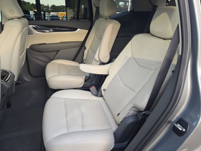 Certified 2023 Cadillac XT6 Premium Luxury w/ Technology Package FWD image 13