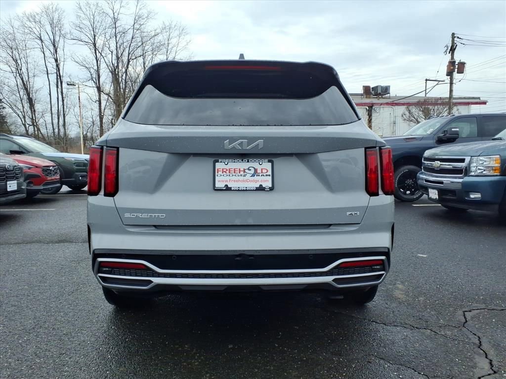 Used 2023 Kia Sorento SX AWD/4WD image 22
