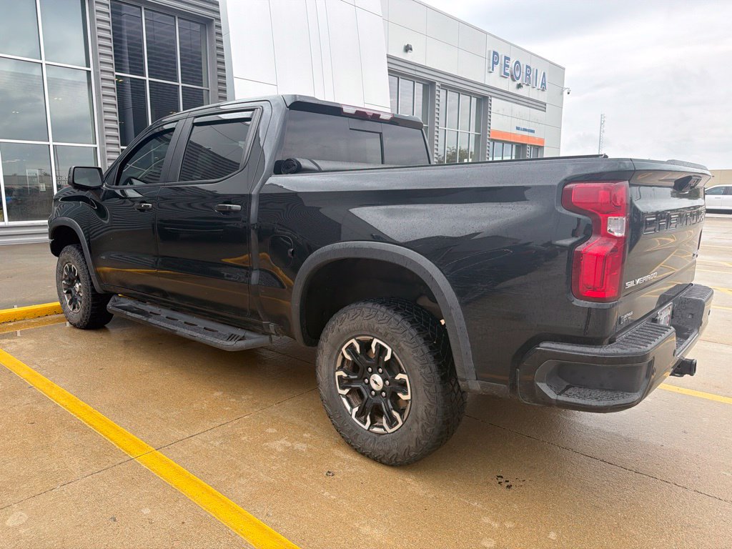 Used 2024 Chevrolet Silverado 1500 ZR2 AWD/4WD image 3