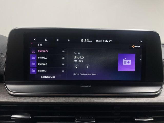 Used 2022 Kia Telluride EX w/ EX Premium Package image 16