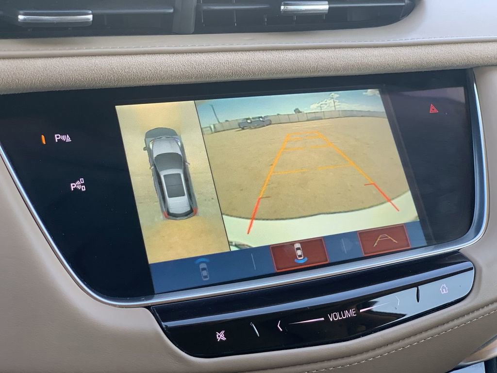 Used 2019 Cadillac XT5 Platinum AWD/4WD image 12