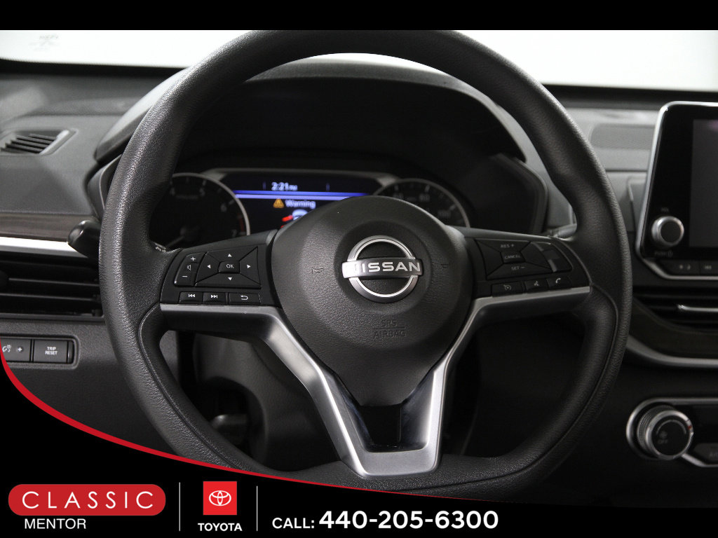 Used 2024 Nissan Altima 2.5 SV image 7