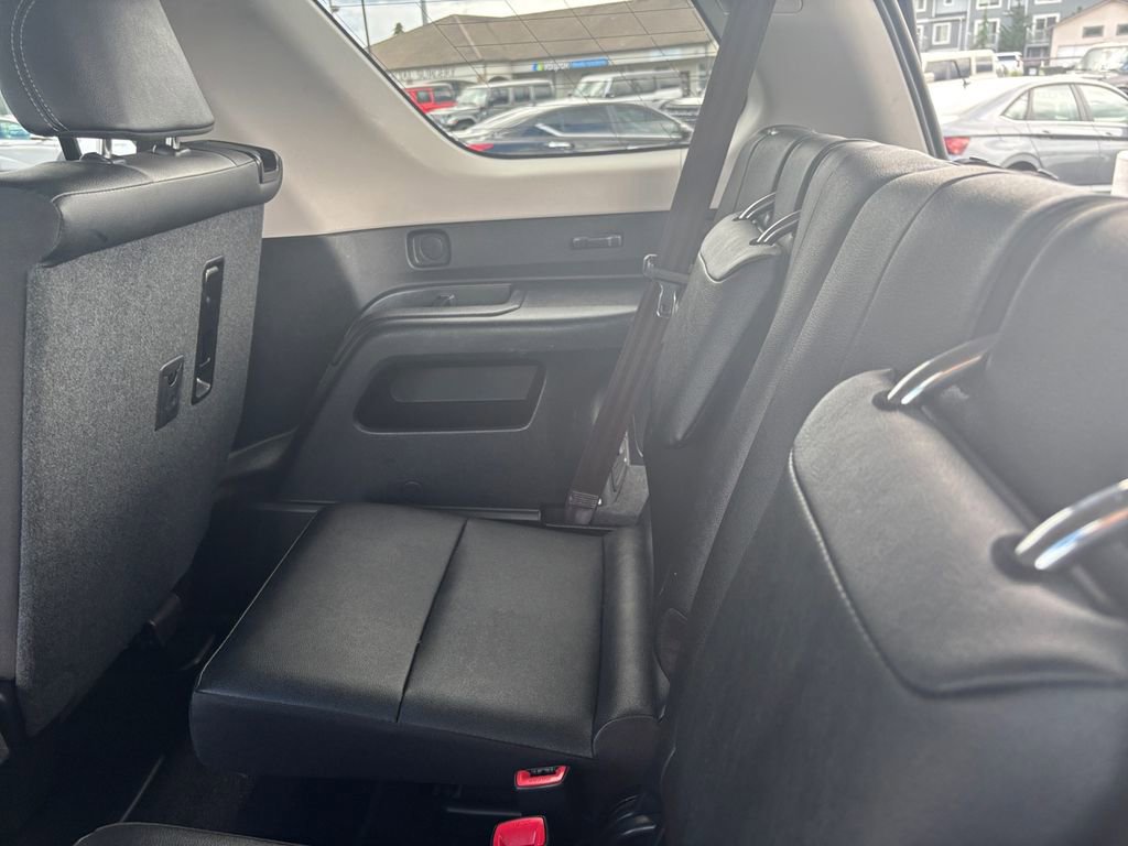 Used 2024 Toyota 4Runner SR5 Premium w/ Moonroof Package AWD/4WD image 34