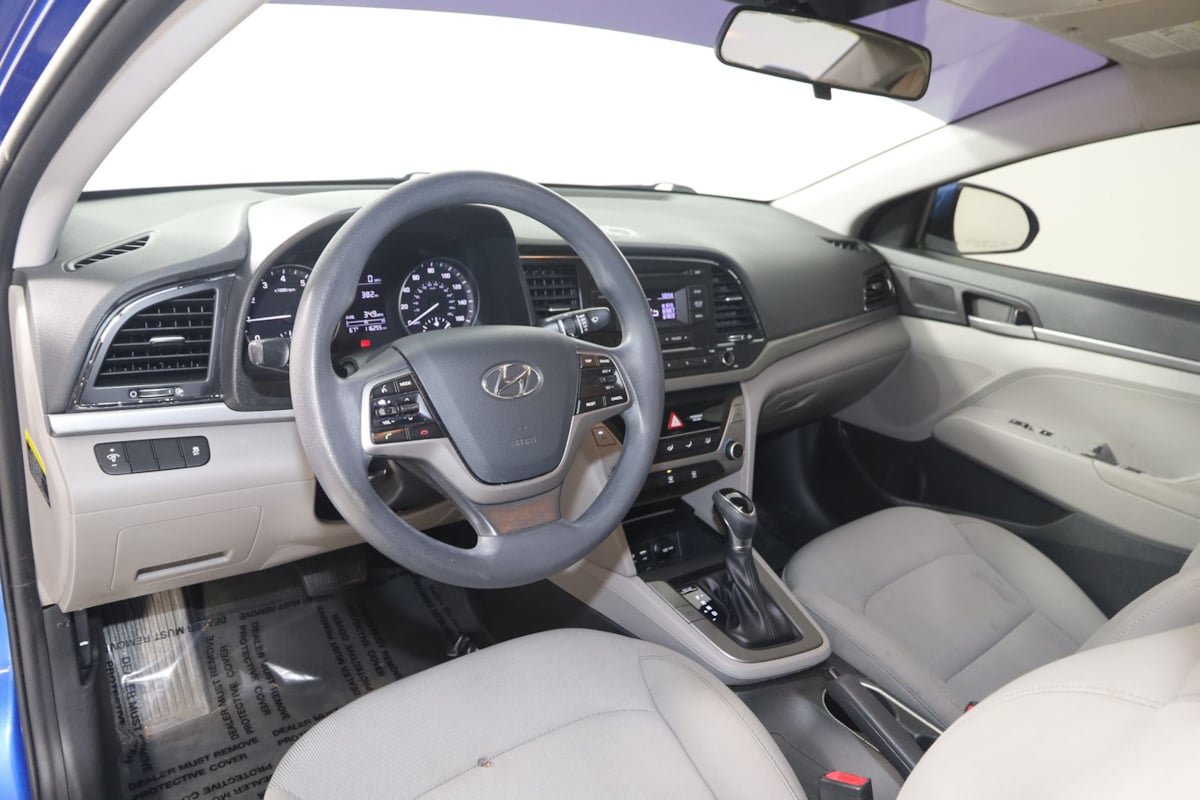 Used 2018 Hyundai Elantra SE FWD image 20
