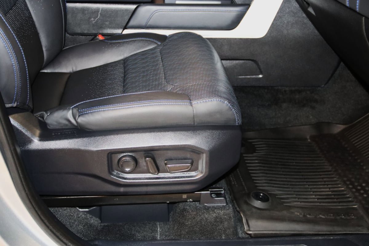 Used 2024 Toyota Tundra Platinum AWD/4WD image 63