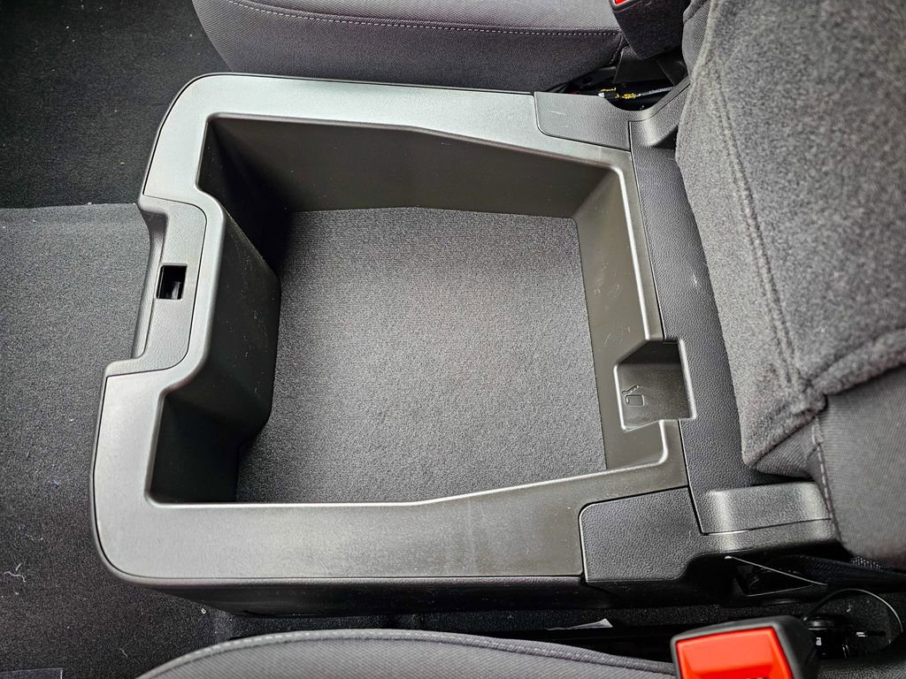 New 2026 GMC Sierra 1500 SLE w/ Preferred Package image 32